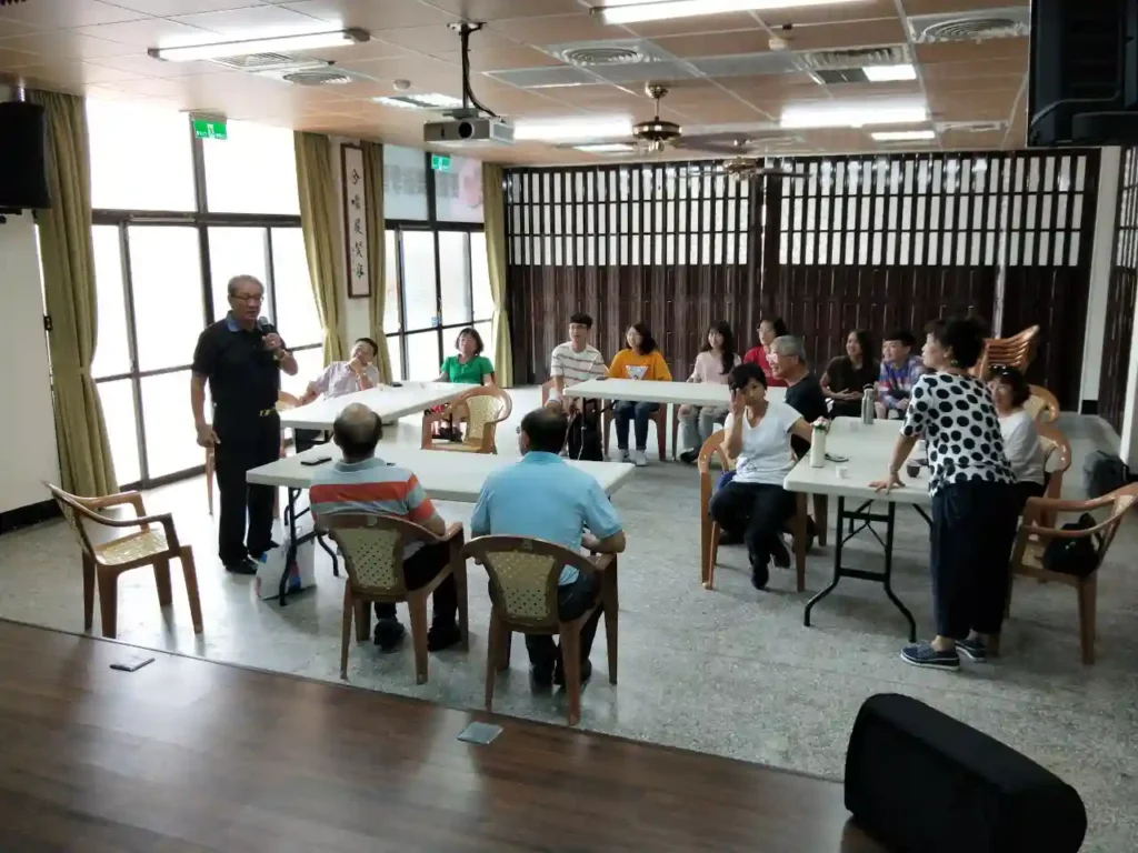 2019 年 7 月 20 日「鮭魚返鄉計畫」新生迎新茶會經驗分享。